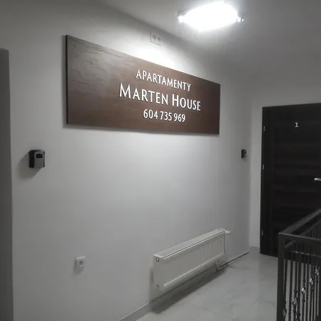 아파트 Marten House